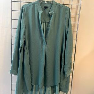 Women’s “Ann Taylor” Blouse